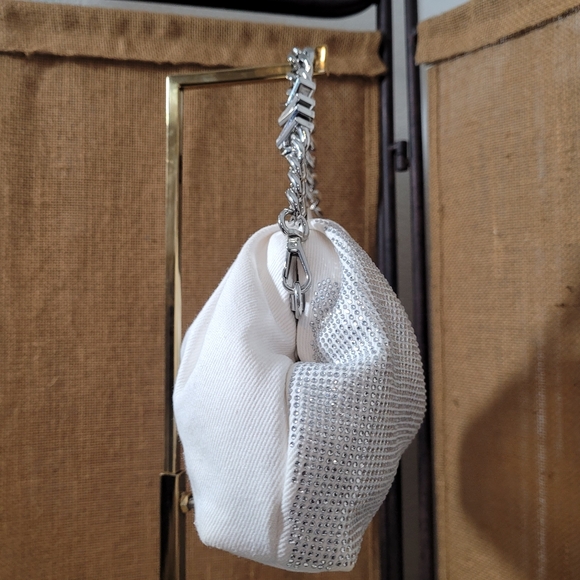 Michael Kors Nola Small Crystal Embellished Clutch Metallic Chain and Kisslock - Picture 3 of 11